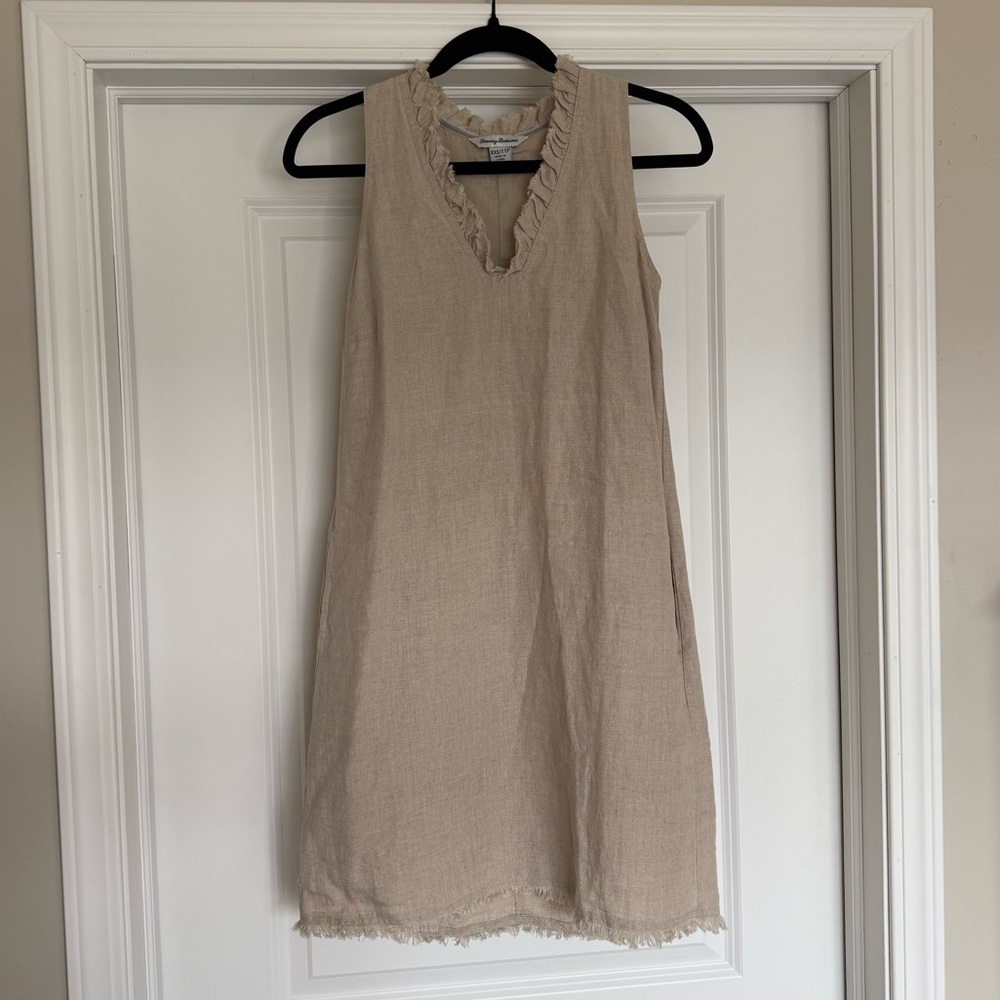 Tommy Bahama 2 Palms Ruffle Taupe Linen Shift Dress | XXS - Picture 2 of 9